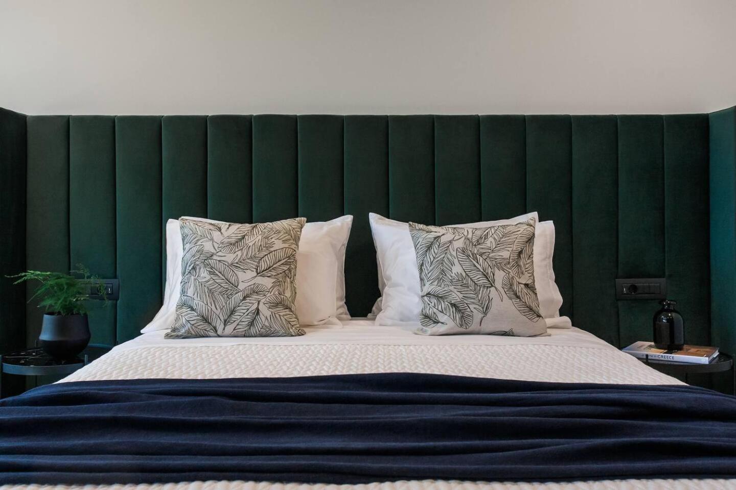 2 Sidebyside Suites In Athens Riviera By The Olon Eksteriør bilde