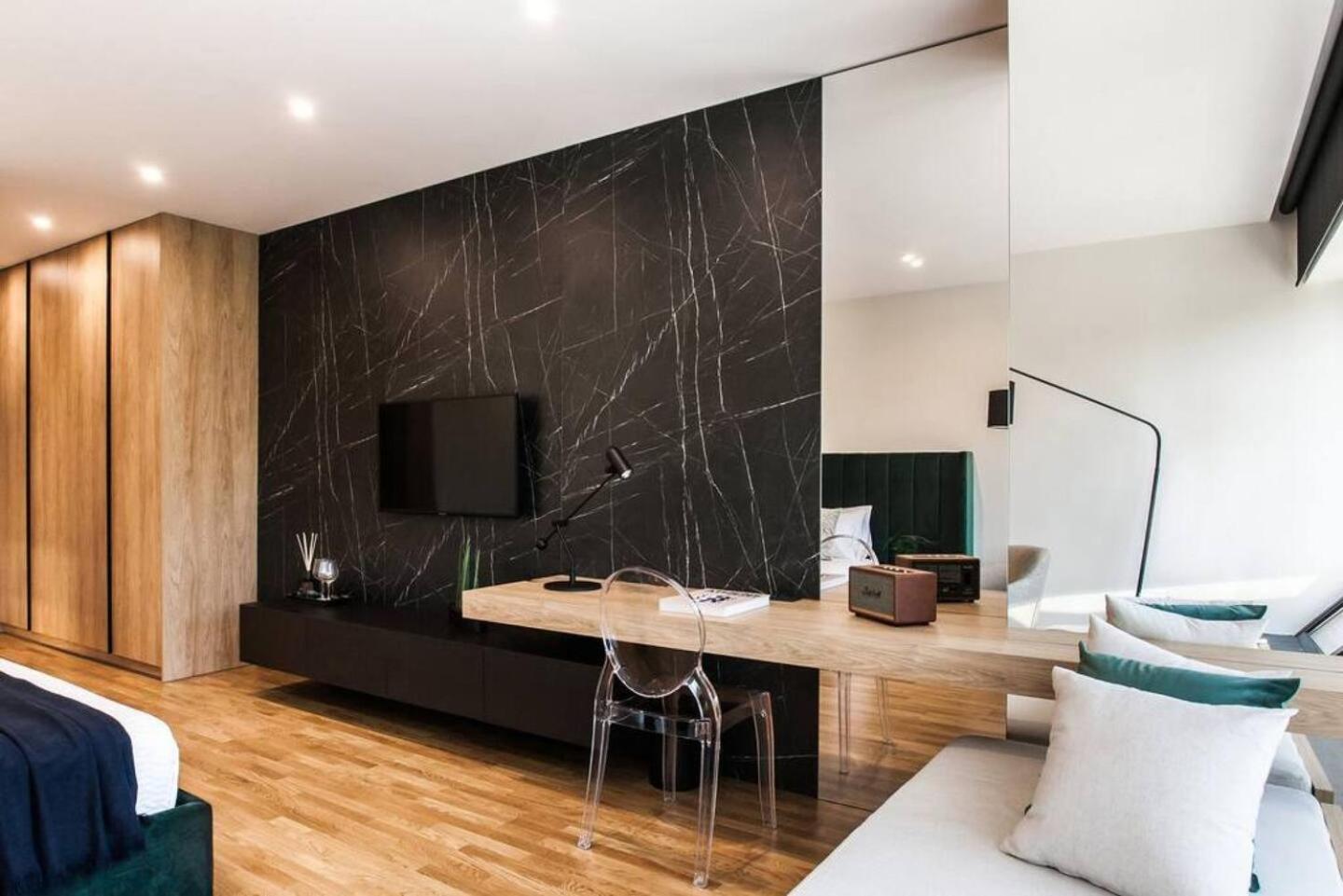 2 Sidebyside Suites In Athens Riviera By The Olon Eksteriør bilde